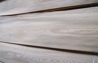 La Russie naturelle Ash Wood Veneer Plywood Crown blanc a coupé pour des meubles